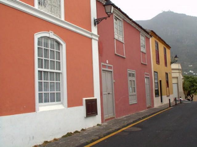 Chalet en venta en Los Realejos, Calle la Acequia, 38419 photo 0