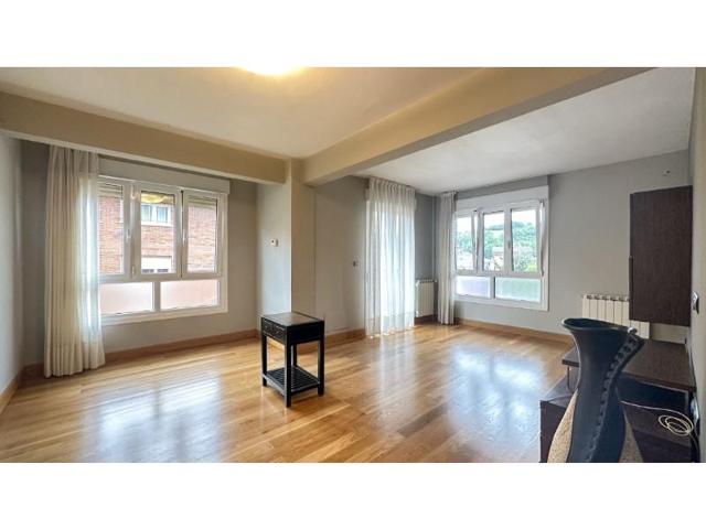 Piso en venta en Lezo photo 0