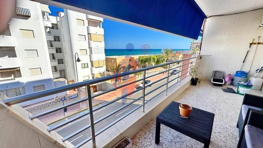 Apartamento en venta en Guardamar del Segura, Playa photo 0