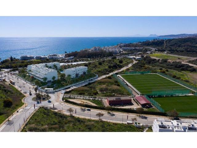 Piso en venta en Estepona photo 0