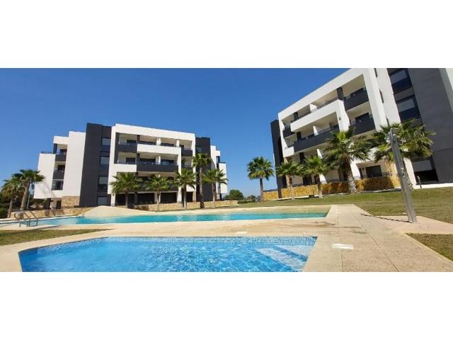 Apartamento en venta en Orihuela photo 0