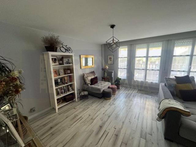 Bungalow en venta en Villamediana de Iregua photo 0