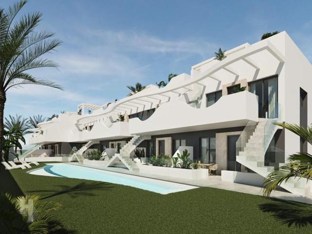 Bungalow en venta en Pilar de la Horadada photo 0