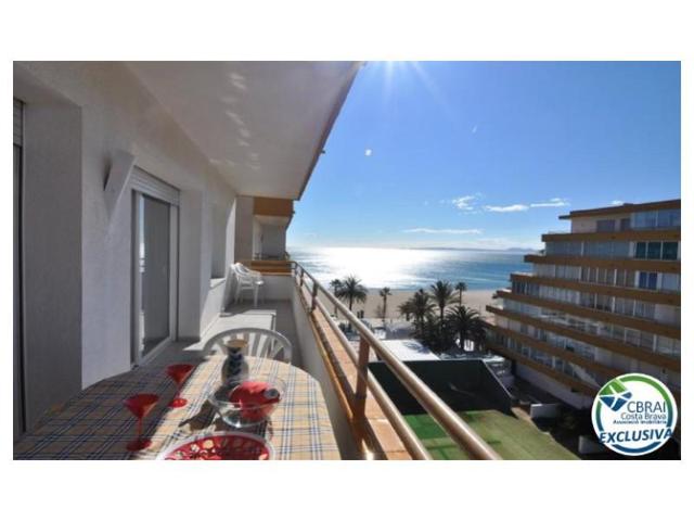 Piso en venta en Roses photo 0