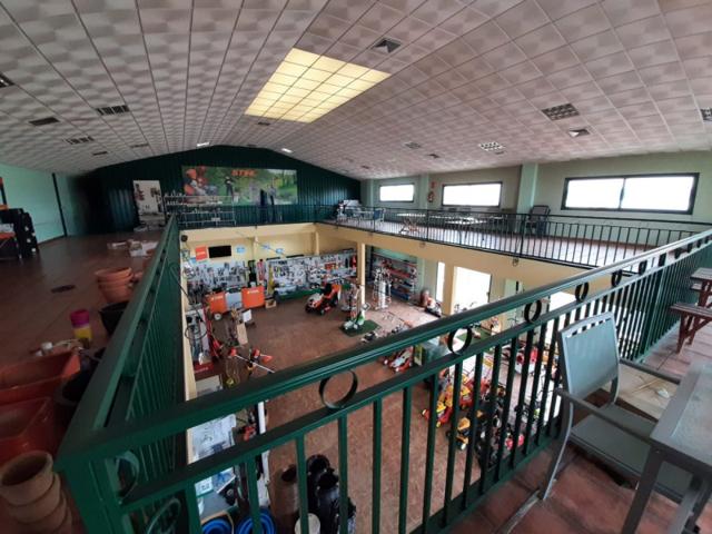 Nave industrial en venta en Malpartida de Cáceres, Centro del pueblo photo 0