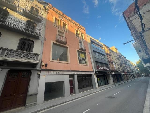 Edificio en venta en Igualada, Rec photo 0