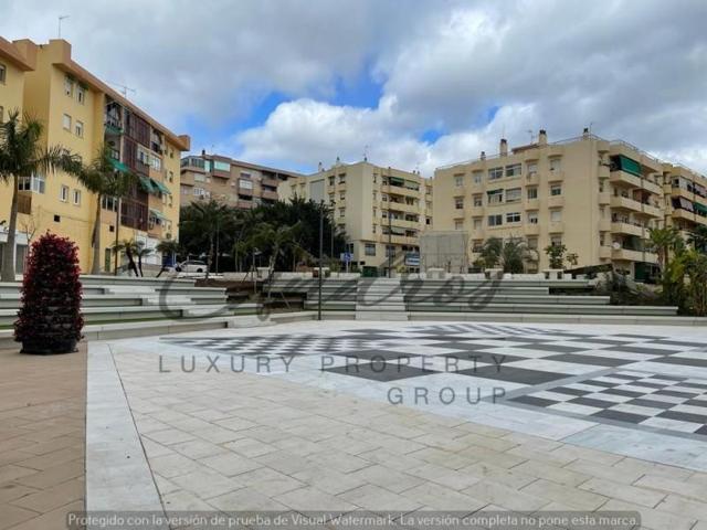 Piso en venta en Estepona, Plaza Ajedrez photo 0