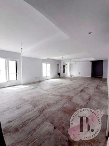 Apartamento en venta en Arrecife, Arrecife Centro photo 0