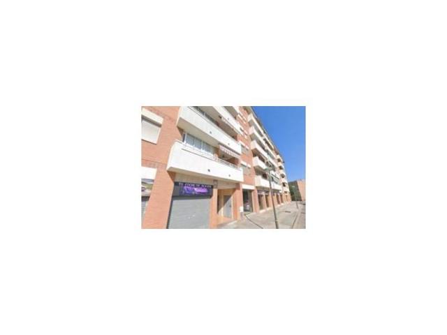 Local comercial en venta en Tarragona, Torreforta photo 0