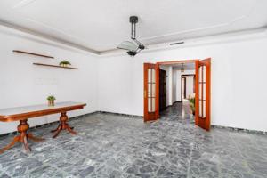 Casa en venta en Chiclana de la Frontera, Avenida la libertad photo 0