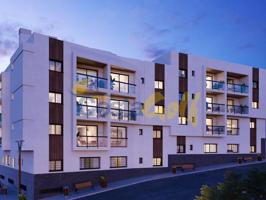 Apartamento en venta en Estepona photo 0