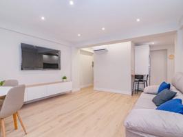 Piso en venta en Granada photo 0