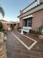 Chalet en venta en Chiclana de la Frontera, Ctra. Playa de la Barrosa photo 0