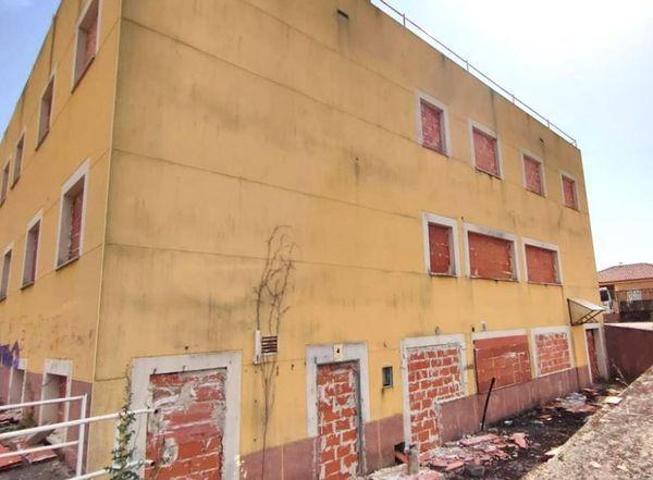 Edificio en venta en Escalona, Calle Castillo de Almansa, 45910 photo 0