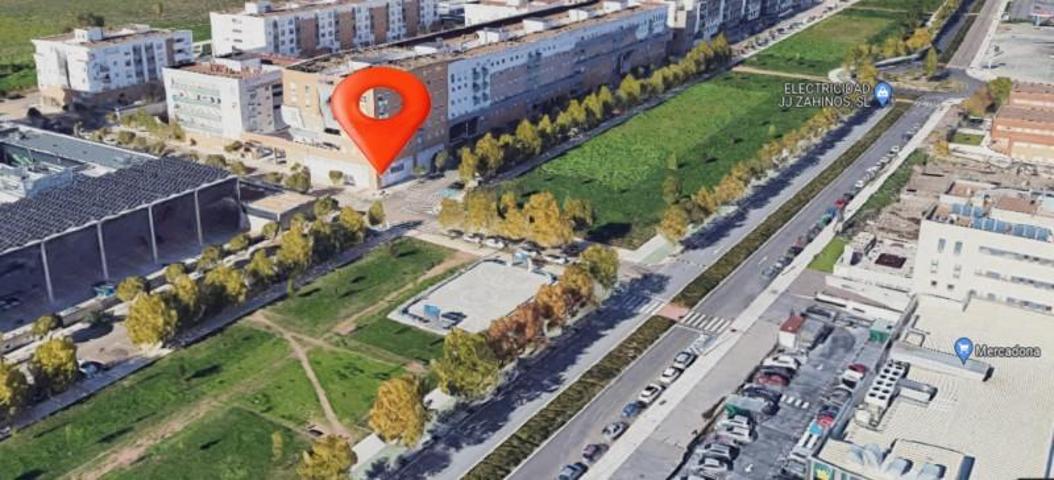 Local comercial en venta en Badajoz, Urbanización Guadiana photo 0