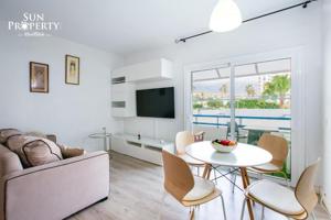 Apartamento en venta en Adeje, Playa Paraiso photo 0