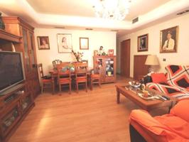 Piso en venta en Coín photo 0