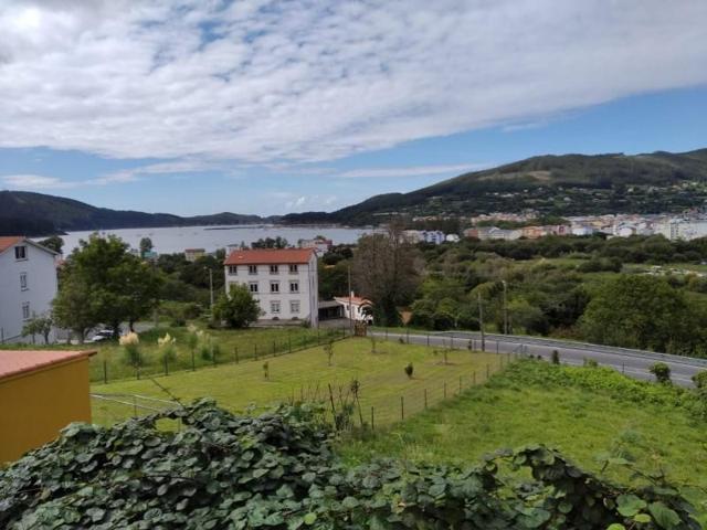 Casa con terreno en venta en Cedeira photo 0