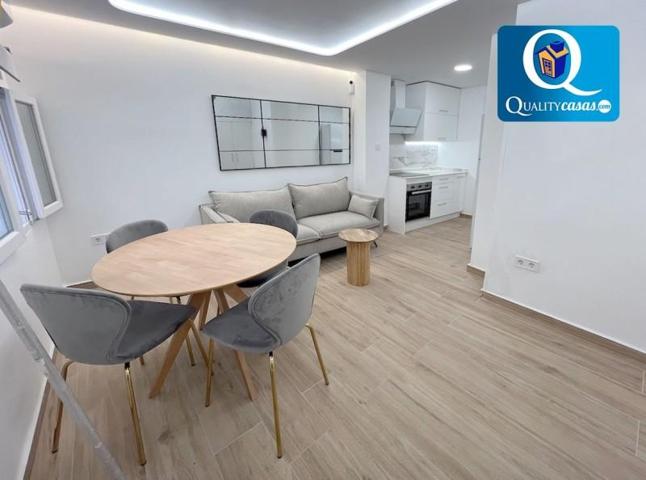 Duplex en venta en Alicante, Centro - Alfonso El Sabio photo 0