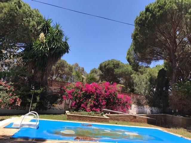 Chalet en venta en Chiclana de la Frontera, Pinar de los Franceses - Marquesado photo 0