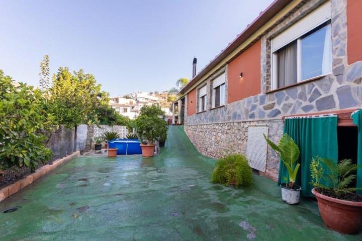 Casa con terreno en venta en Almuñécar, Velilla - Taramay photo 0