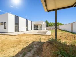 Chalet en venta en Chiclana de la Frontera, La Banda - Campo de Fútbol photo 0