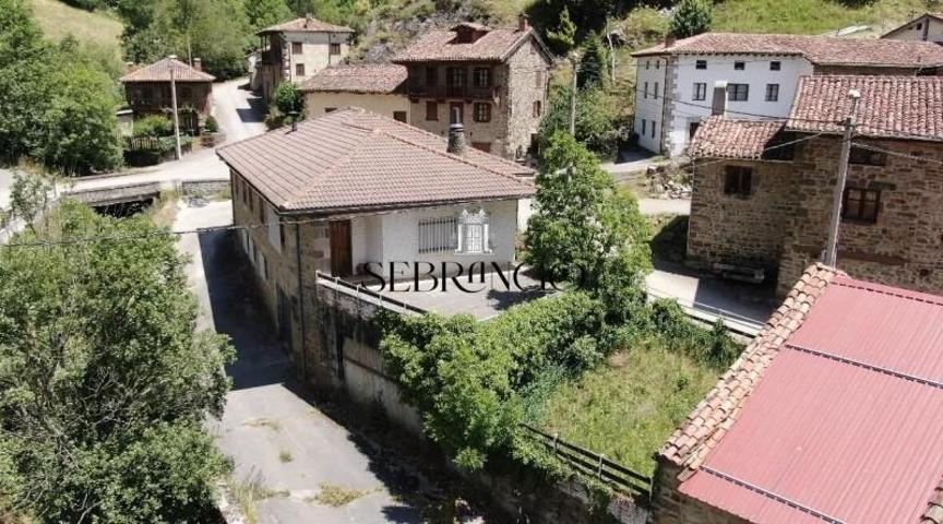 Casa en venta en Camaleño, Espinama photo 0