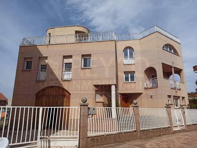 Chalet en venta en Huércanos photo 0