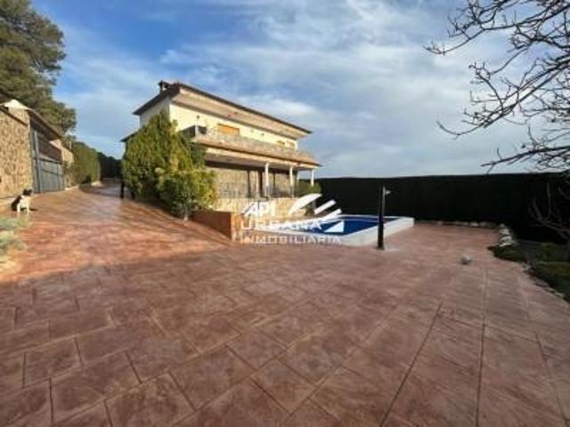 Chalet en venta en Lucena, Carretera Santuario, 14900 photo 0