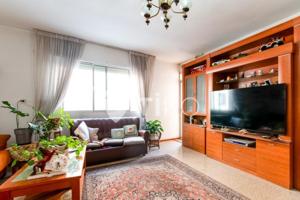 Piso en venta en Ponteareas photo 0