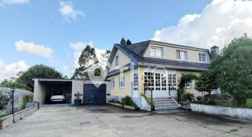 Casa en venta en Carballo photo 0