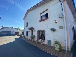 Casa en venta en Arnuero, Castillo photo 0