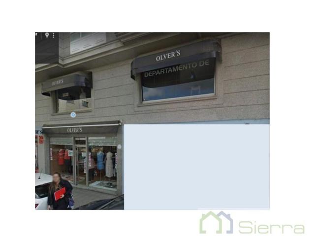 Local comercial en venta en Sarria photo 0