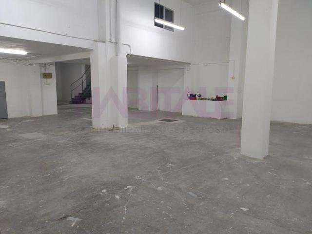 Local comercial en venta en Valencia, Patraix photo 0