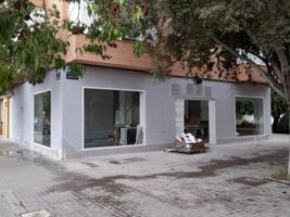 Local comercial en venta en Valencia, Valencia photo 0