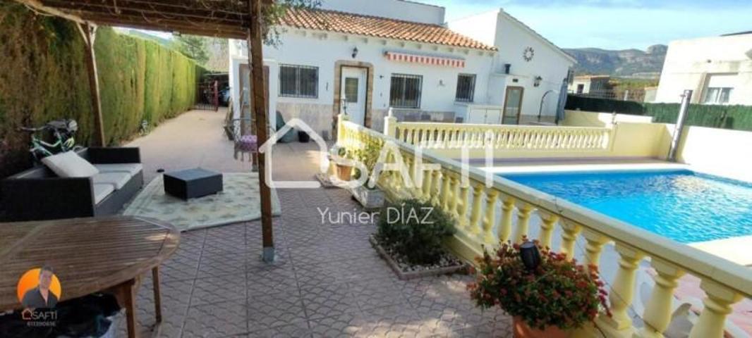 Casa con terreno en venta en Palma de Gandía photo 0