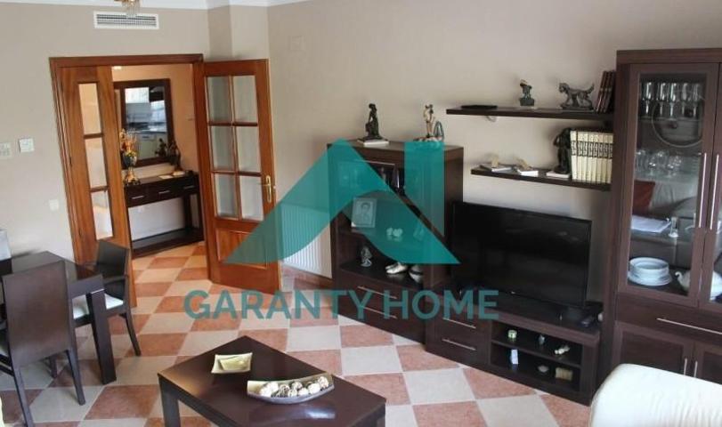 Piso en venta en Cáceres, AVENIDA DE ALEMANIA photo 0