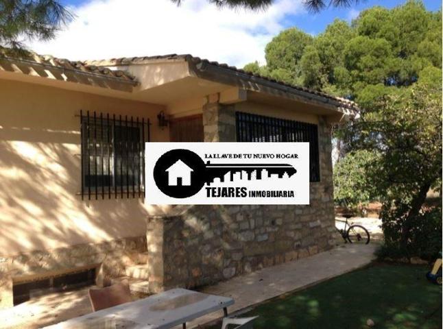 Casa con terreno en venta en Albacete, La pulgosa photo 0