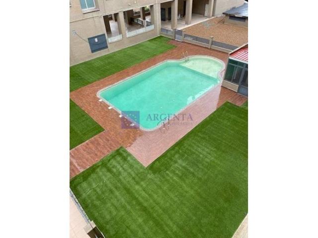 Piso en venta en Cáceres photo 0