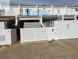 Adosada en venta en Lepe, Islantilla - Urbasur photo 0