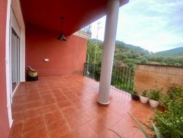 Adosada en venta en Serra, Urbanizacion el puntal de les forques photo 0