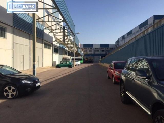 Nave industrial en venta en La Nucia, Zona Mercadillo photo 0