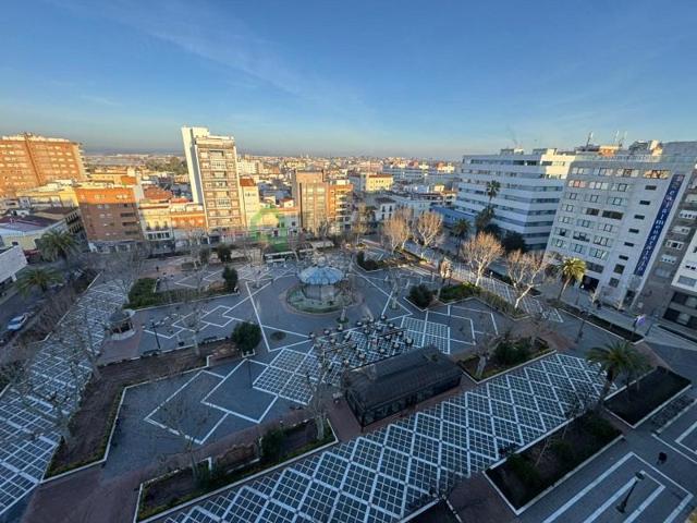 Piso en venta en Badajoz photo 0