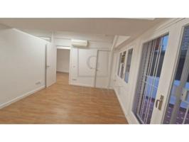 Oficina en venta en Barcelona photo 0