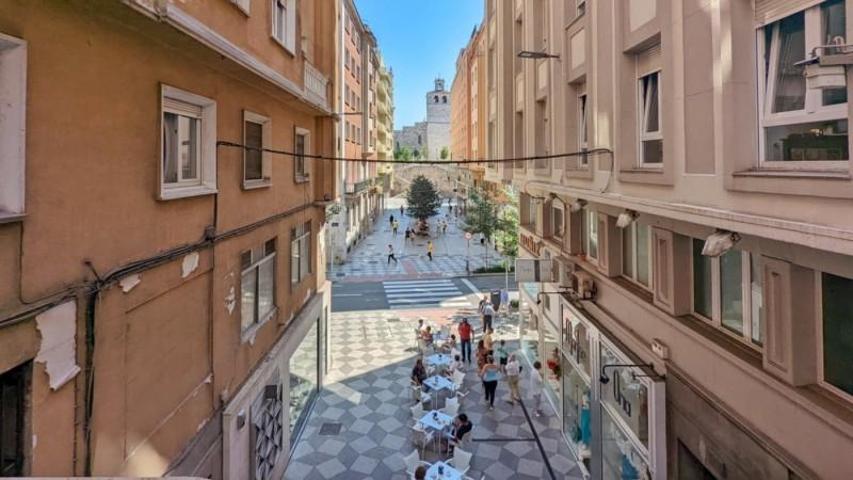 Piso en venta en Santander, Centro photo 0