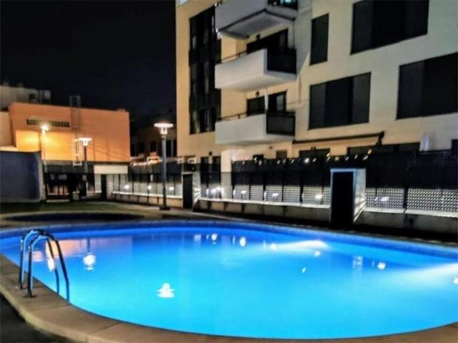 Piso en venta en La Pobla de Vallbona, Núcleo Urbano photo 0