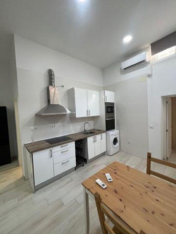 Edificio en venta en Sevilla, Amate - Cerro Del Aguila photo 0