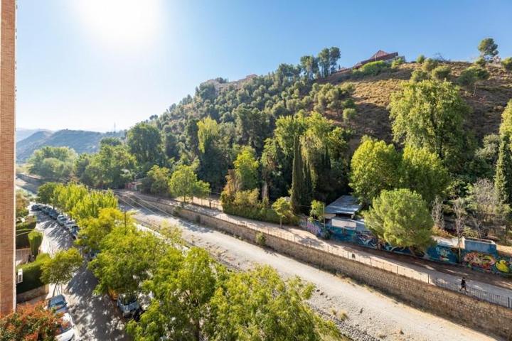 Piso en venta en Granada, Carretera de la sierra photo 0