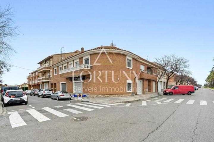 Piso en venta en Reus, Mestral photo 0