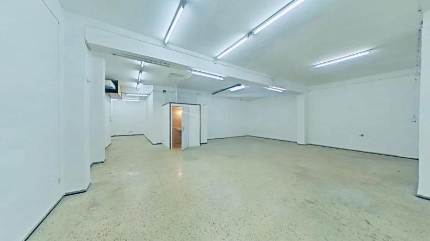 Local comercial en venta en Mallorca, Bons Aires photo 0